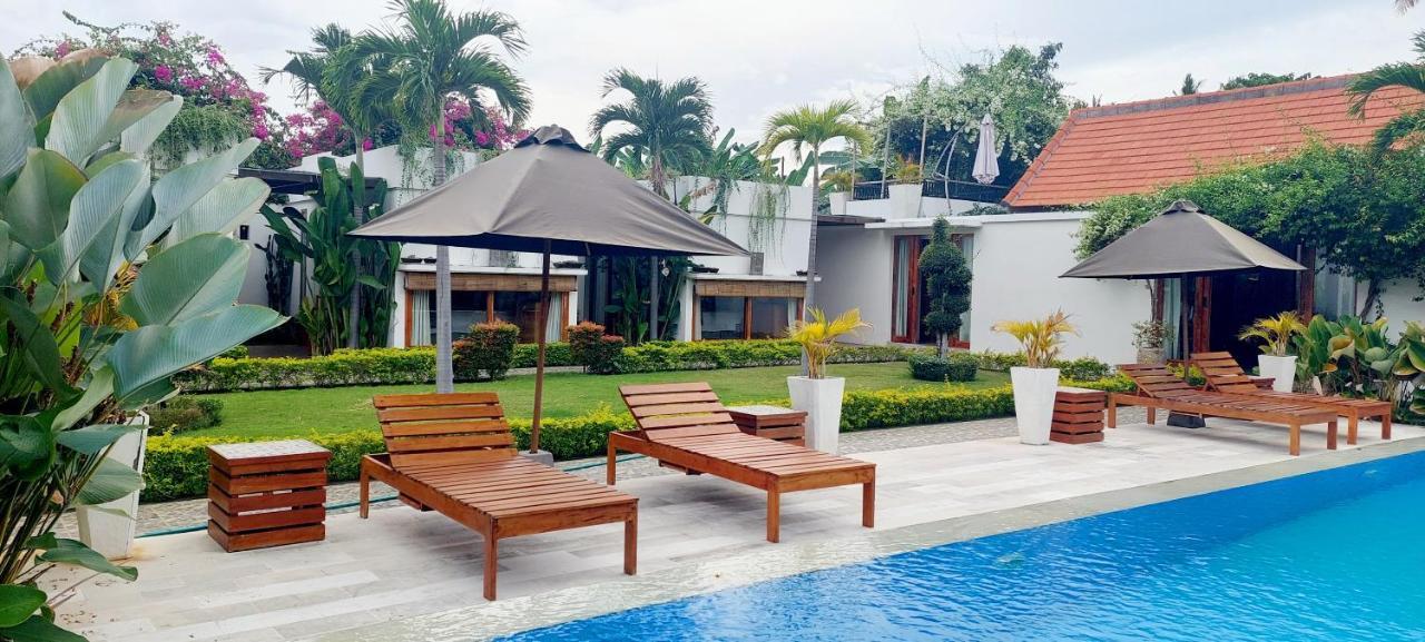 Bed and Breakfast The Edicha Lovina Exterior foto